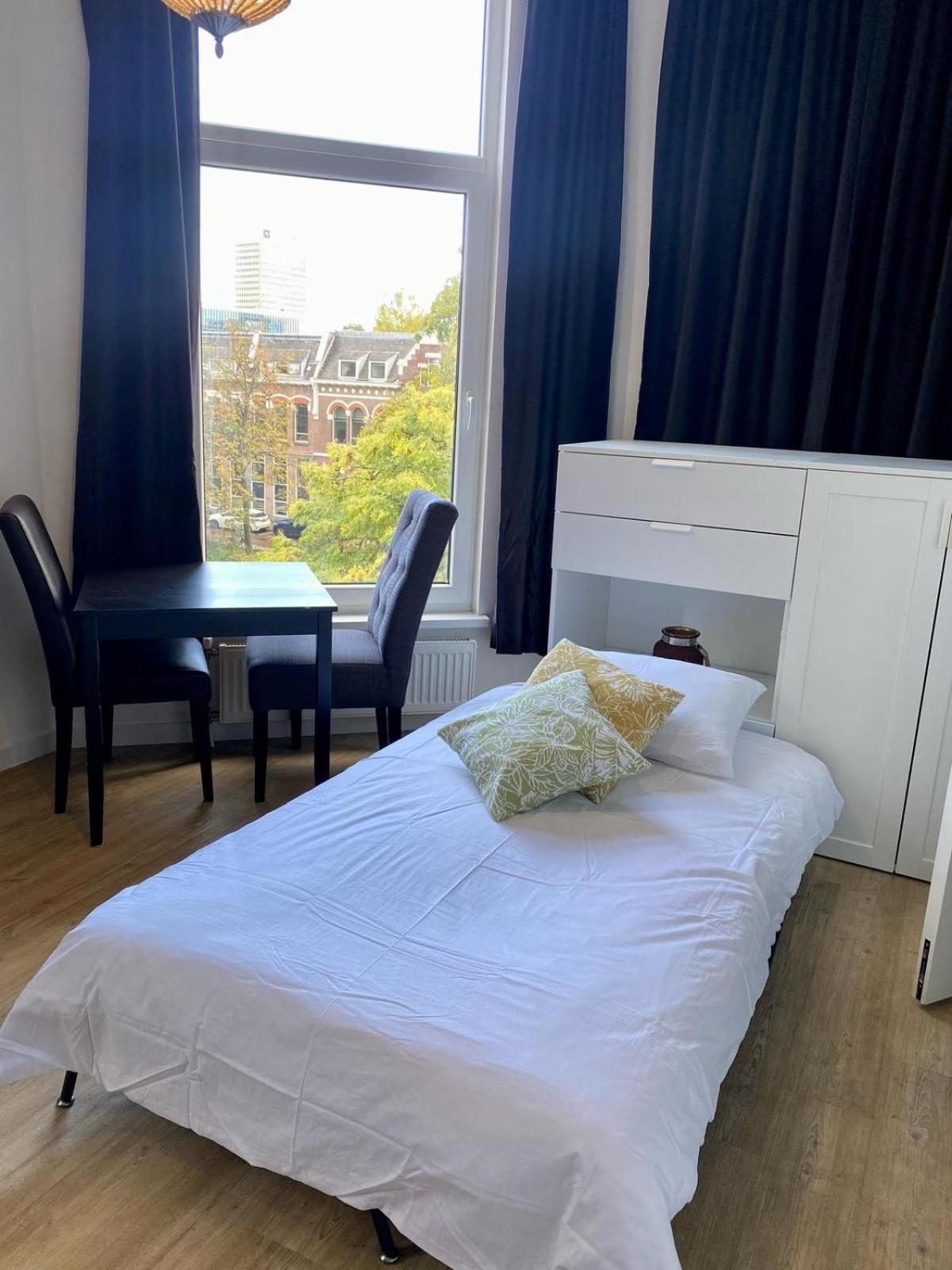 Rotterdam Inn 外观 照片